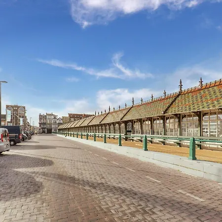 Cosy Near The Casino, Cleaning Included *