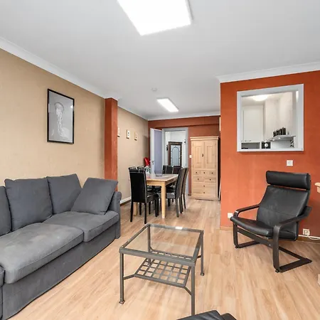 Cosy Near The Casino, Cleaning Included