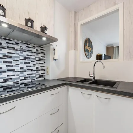 Cosy Near The Casino, Cleaning Included Apartment Blankenberge